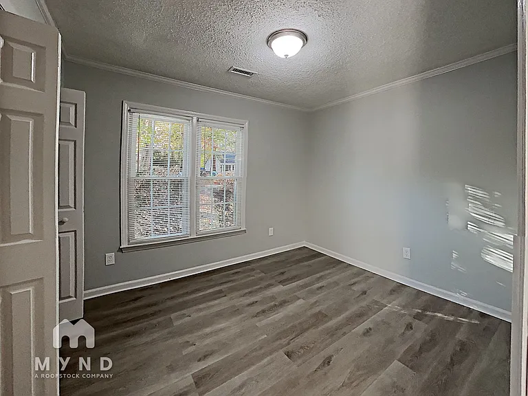 5716 Lambrook Ct — Photo 12