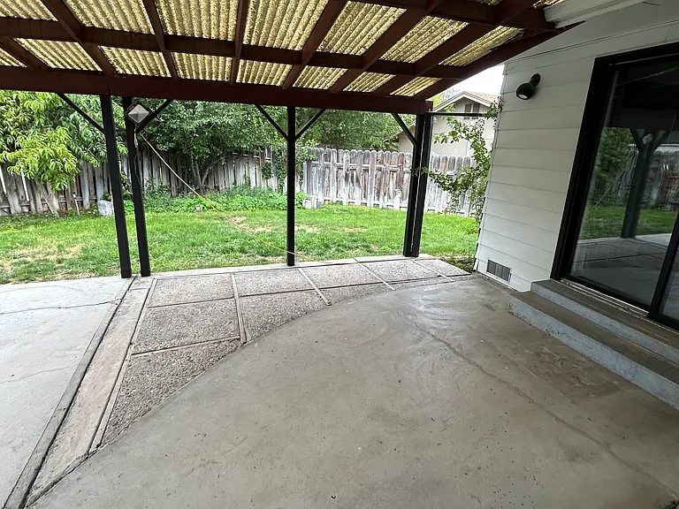 Rainbow Cir — Photo 18