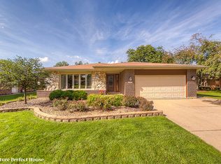 2952 Harvest Pl, Darien, IL