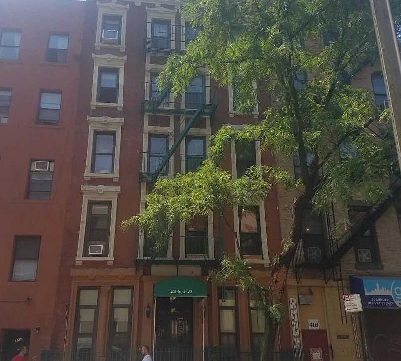 1st image of 406 W 47th St APT 3C
