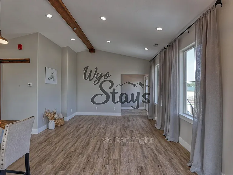 847 Lincoln Dr #201 — Photo 16