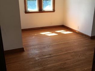 3162 S 40th St, Milwaukee, WI 53215