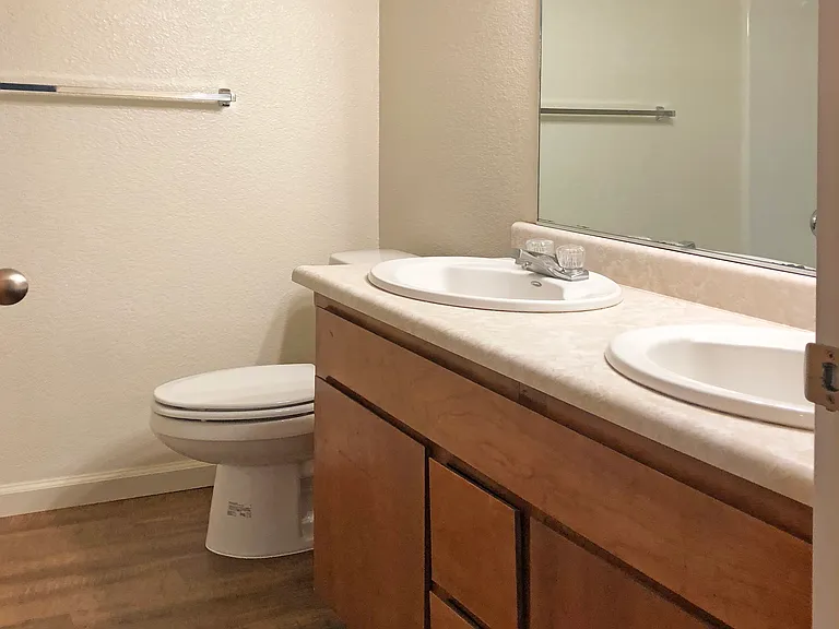 1212 W Sacramento Ave #11 — Photo 9
