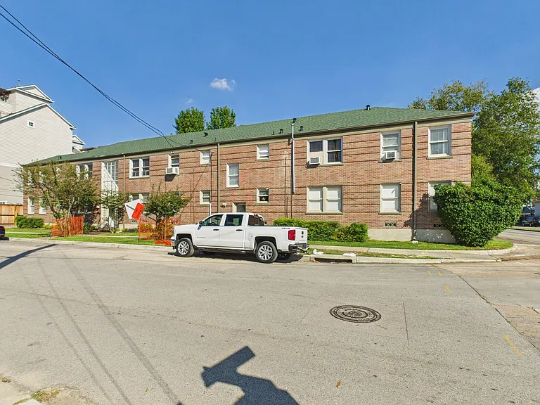 1920 Richmond Ave #14 — Photo 17