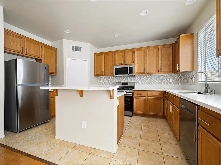 17526 Orangetree Dr — Photo 7