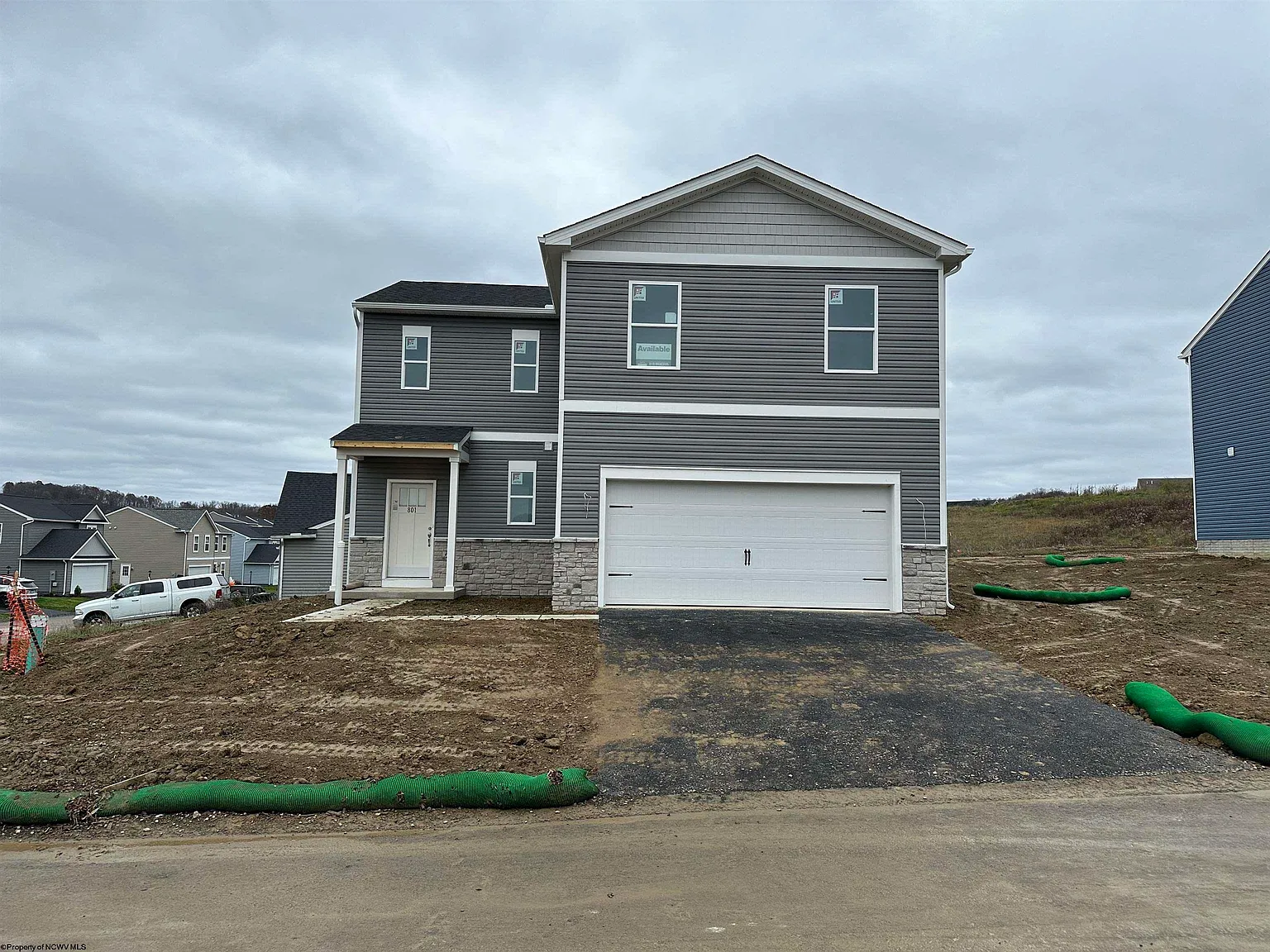 801 Bogey Ln photo 1