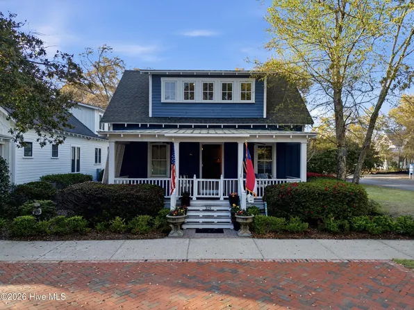 319 E Nash Street, Southport, NC 28461