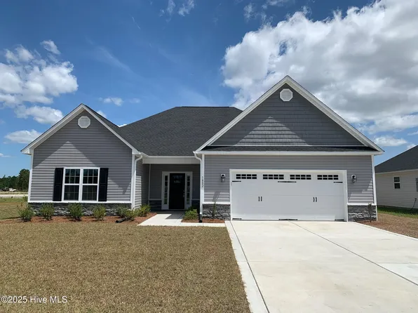 1882 Olde Towne Pointe Boulevard, Jacksonville, NC 28546