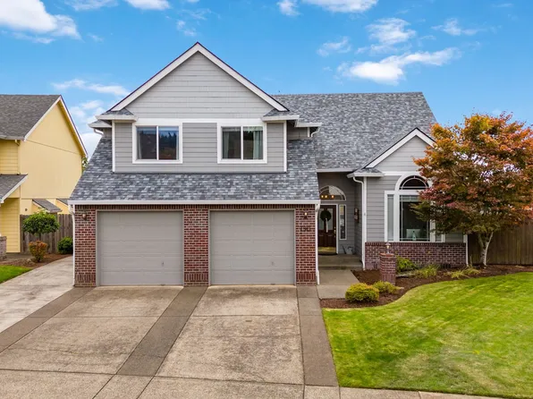 790 E 15th Cir, La Center, WA 98629