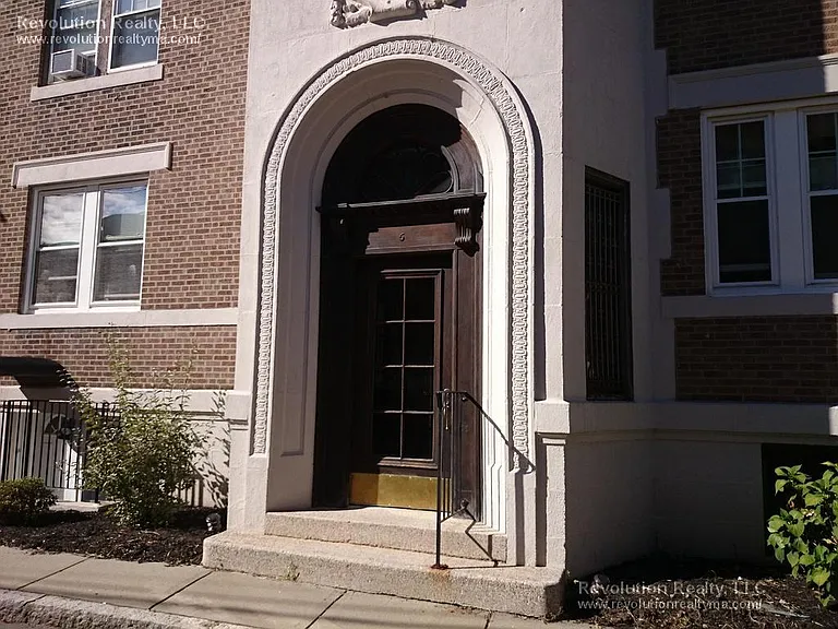 5 Colliston Rd #B — Photo 8