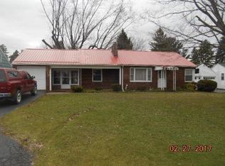 710 Gasteiger Rd, Meadville, PA 16335