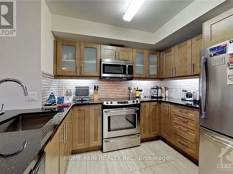 195 Besserer St #402 — Photo 4