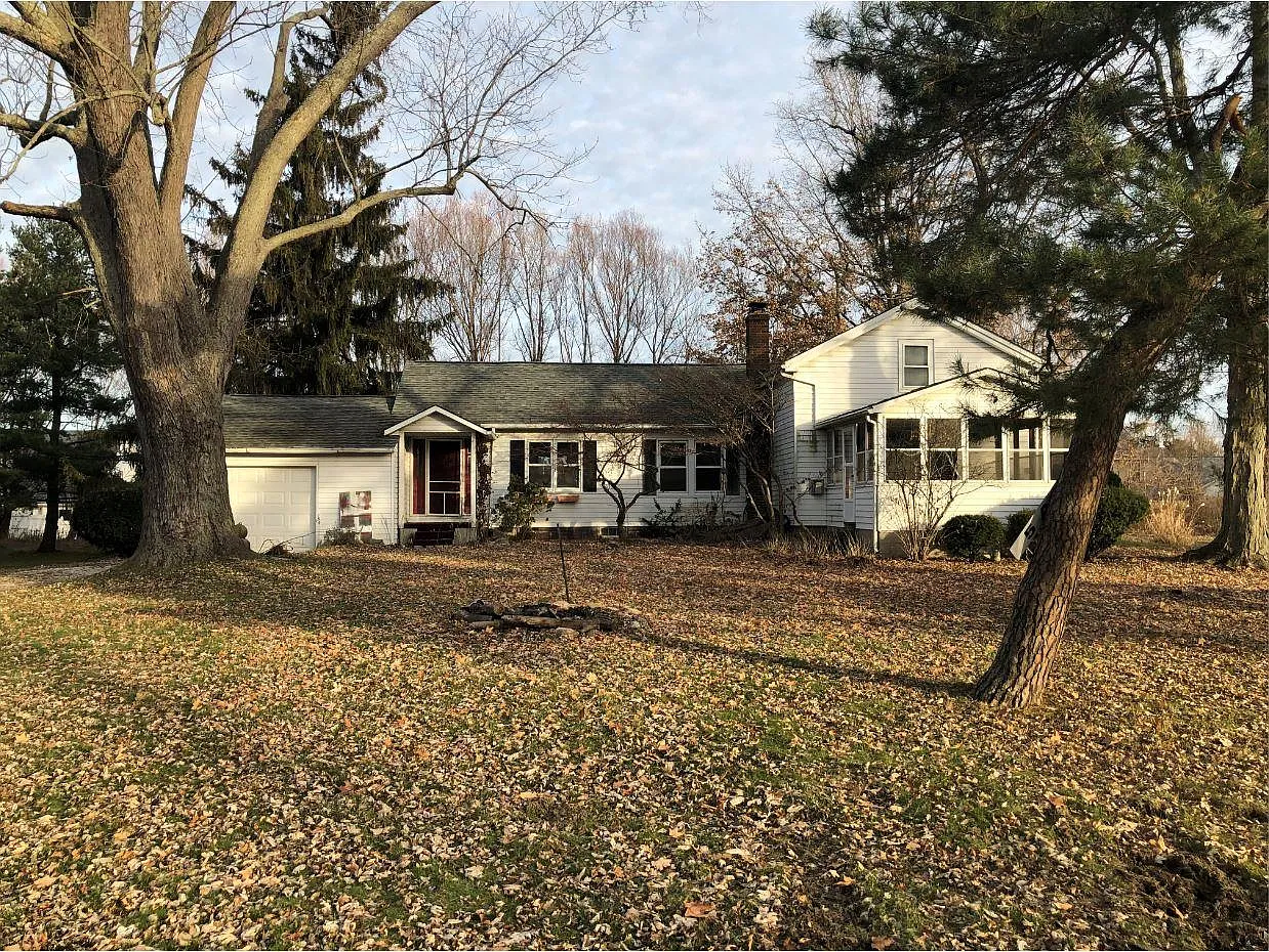 5994 Wooster Pike photo 1