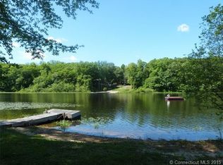 196 Shore Dr, Guilford, CT 06437