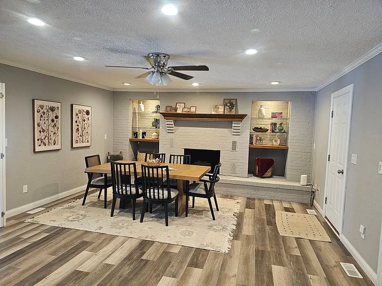 795 Country Club Dr — Photo 8