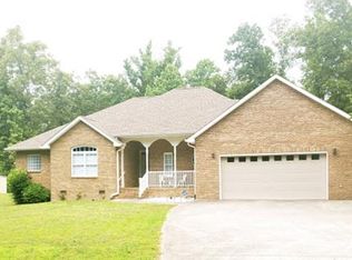 395 Babb Rd, Lenoir City, TN 37771
