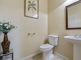 1003 Stonebrook Dr, Grand Prairie, TX 75052