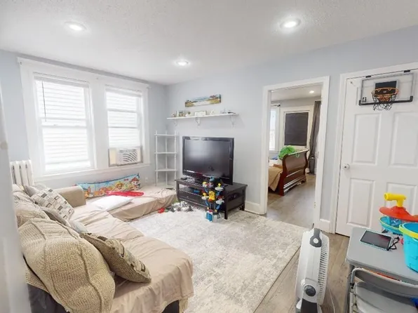 22 Ferry St #B, Everett, MA 02149