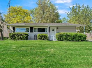 305 Forest Hills Dr, Huron, OH 44839