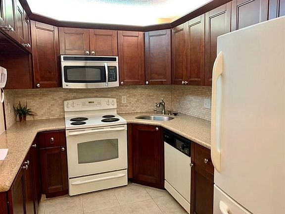 2nd image of 4821 Sable Pine Cir APT D1