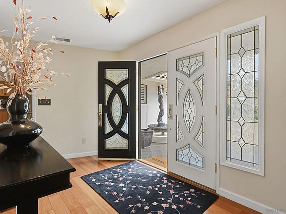 4th image of 10649 Meadow Glen Way E