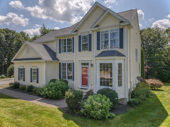 13 Bigelow Way, South Grafton, MA 01560