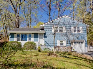 128 Old Post Rd S, Croton On Hudson, NY 10520