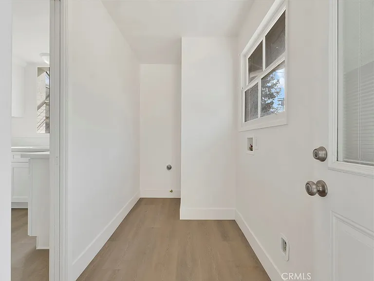 22222 Vanowen St — Photo 31