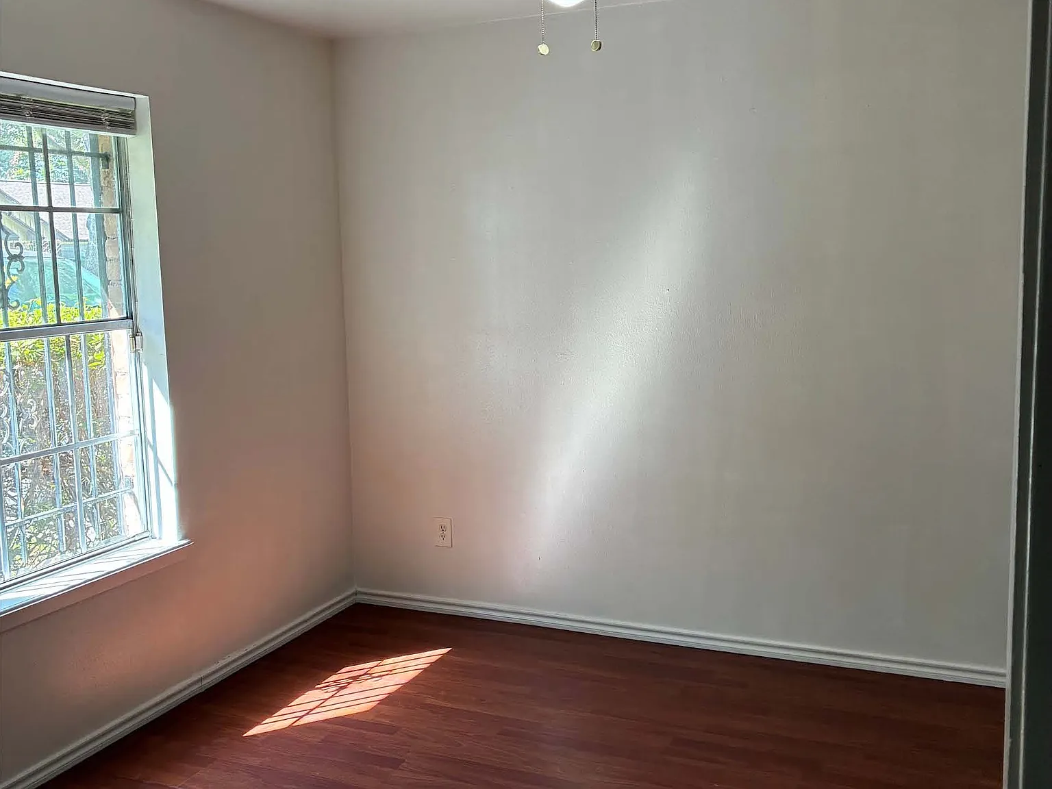 8115 Morley St — Photo 4