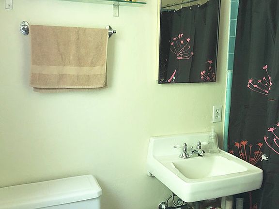 4th image of 118 C St APT 15