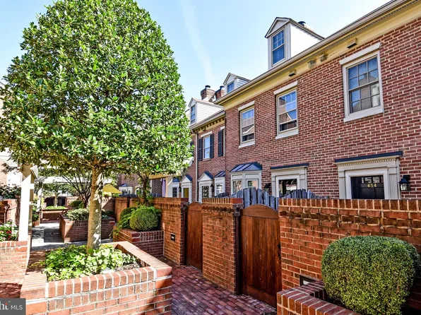 652 S Columbus St, Alexandria, VA 22314