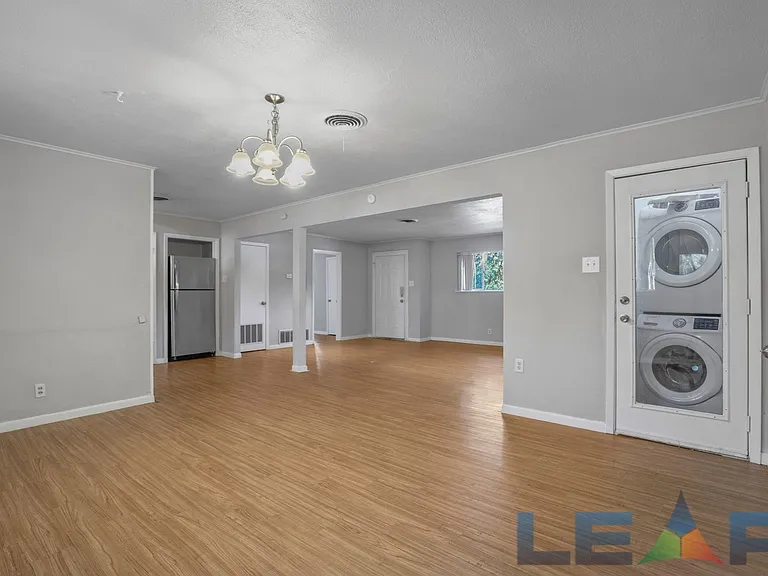 1917 Jacqueline Dr — Photo 16