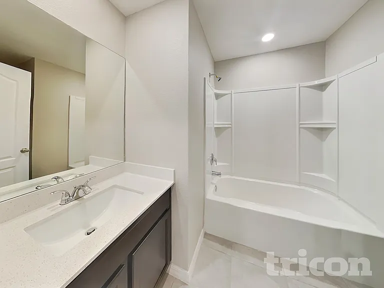 2163 Mandarin Loop — Photo 15