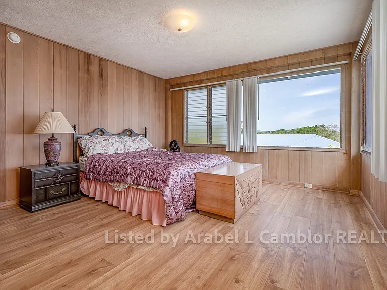 129 Kapualani St — Photo 8