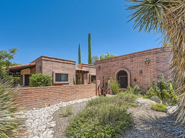 1925 W Ashbrook Dr, Tucson, AZ 85704