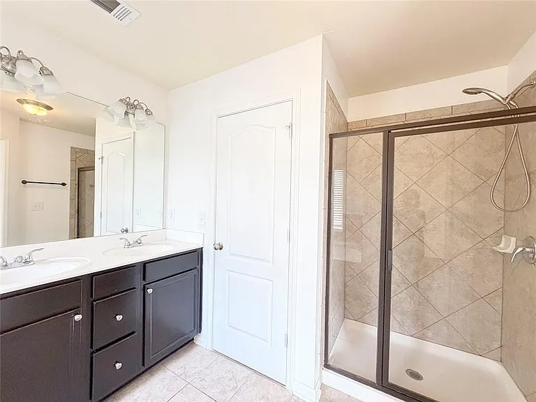 3712 Brockenhurst Dr — Photo 12