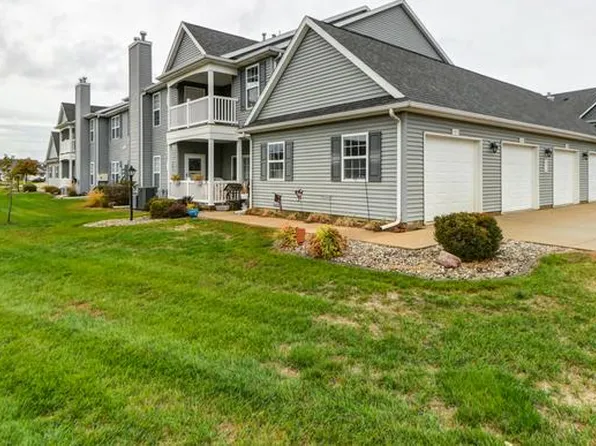 3026 E Stillwater Lndg, Urbana, IL 61802