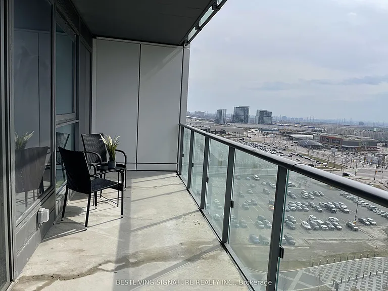 7890 Jane St #1106 — Photo 10