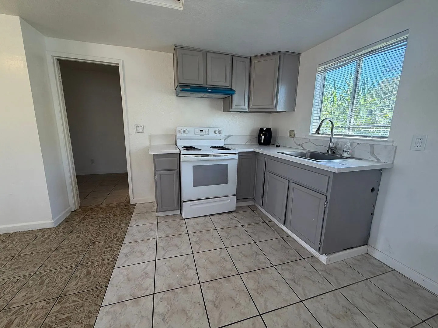 SAC T 5801 — Photo 3
