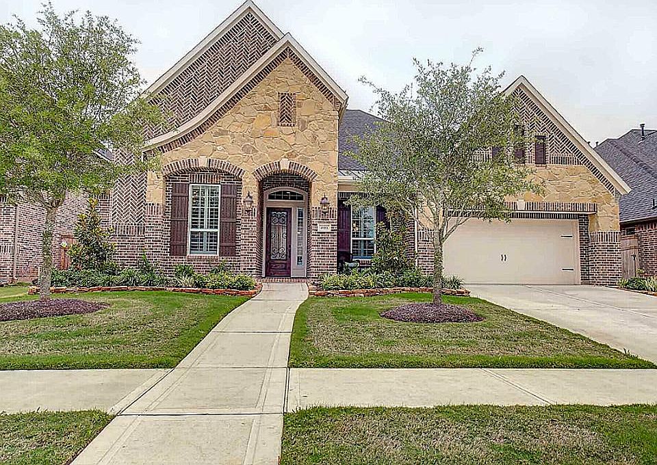 1st image of 4911 Medina Bend Ln