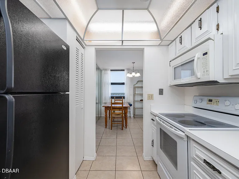 1415 Ocean Shore Blvd #M110 — Photo 9
