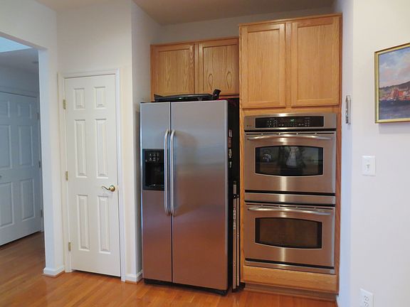 4th image of 6713 Holly Farm Ln #77