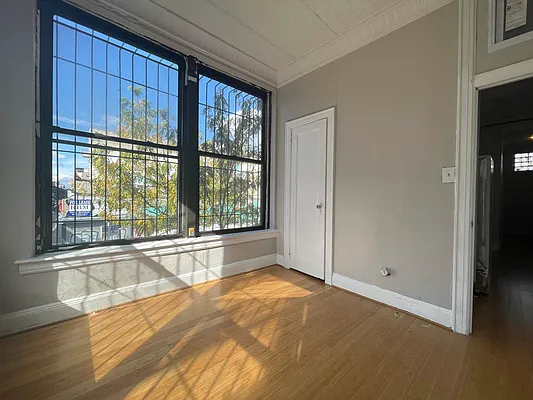 Rented by EXR | media 1