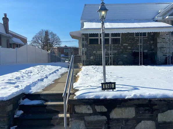 8140 Lexington Ave, Philadelphia, PA 19152