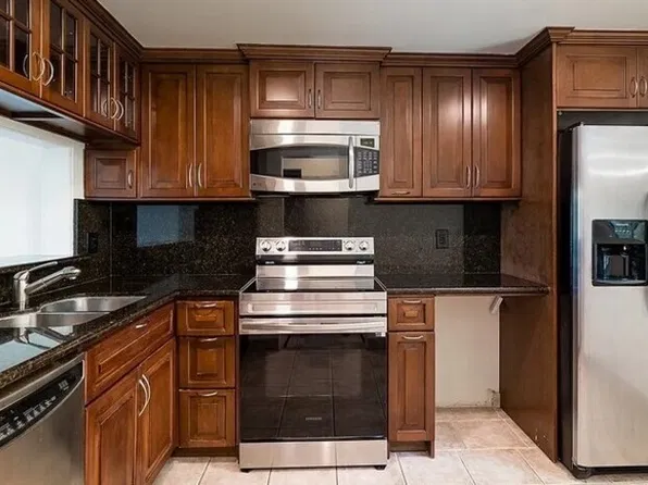 2500 E 2nd St Unit 210, Long Beach, CA 90803