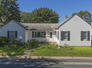 300 Madison Ave S, Hopkins, MN 55343