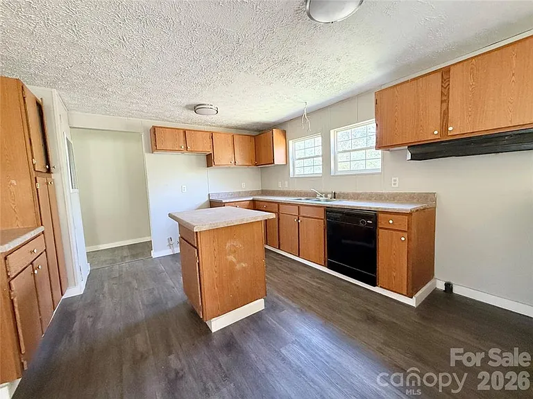 129 Reed St — Photo 7