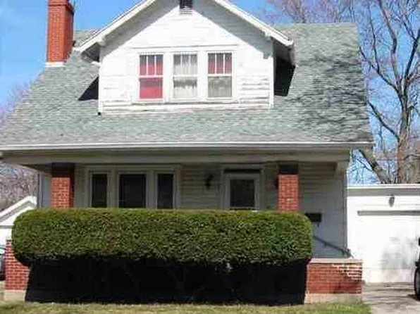 444 Howard St, Findlay, OH 45840