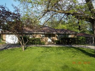 2421 N Sheridan Rd, Waukegan, IL 60087