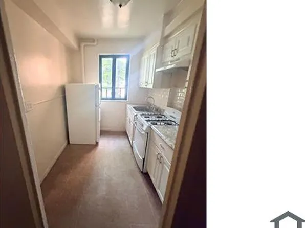 1504 Metropolitan Ave APT Me, Bronx, NY 10462